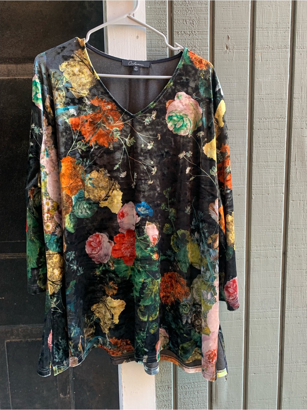 CATHERINE CATHERINE MALANDRINO Black Floral Velvet Tunic